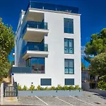 Apartament Sky